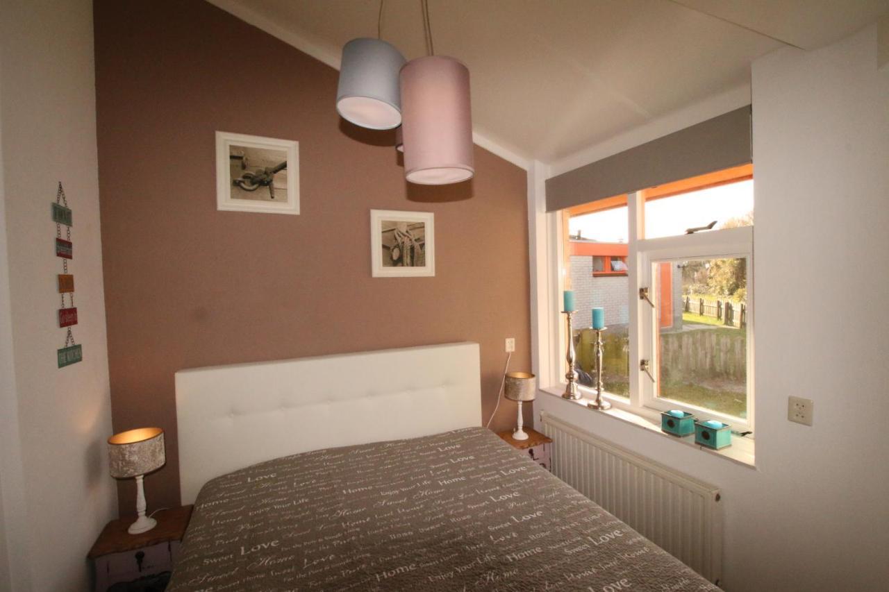 Ferienhaus Am Meer Mit Kamin & Sauna - Seestern 251 Julianadorp Bagian luar foto