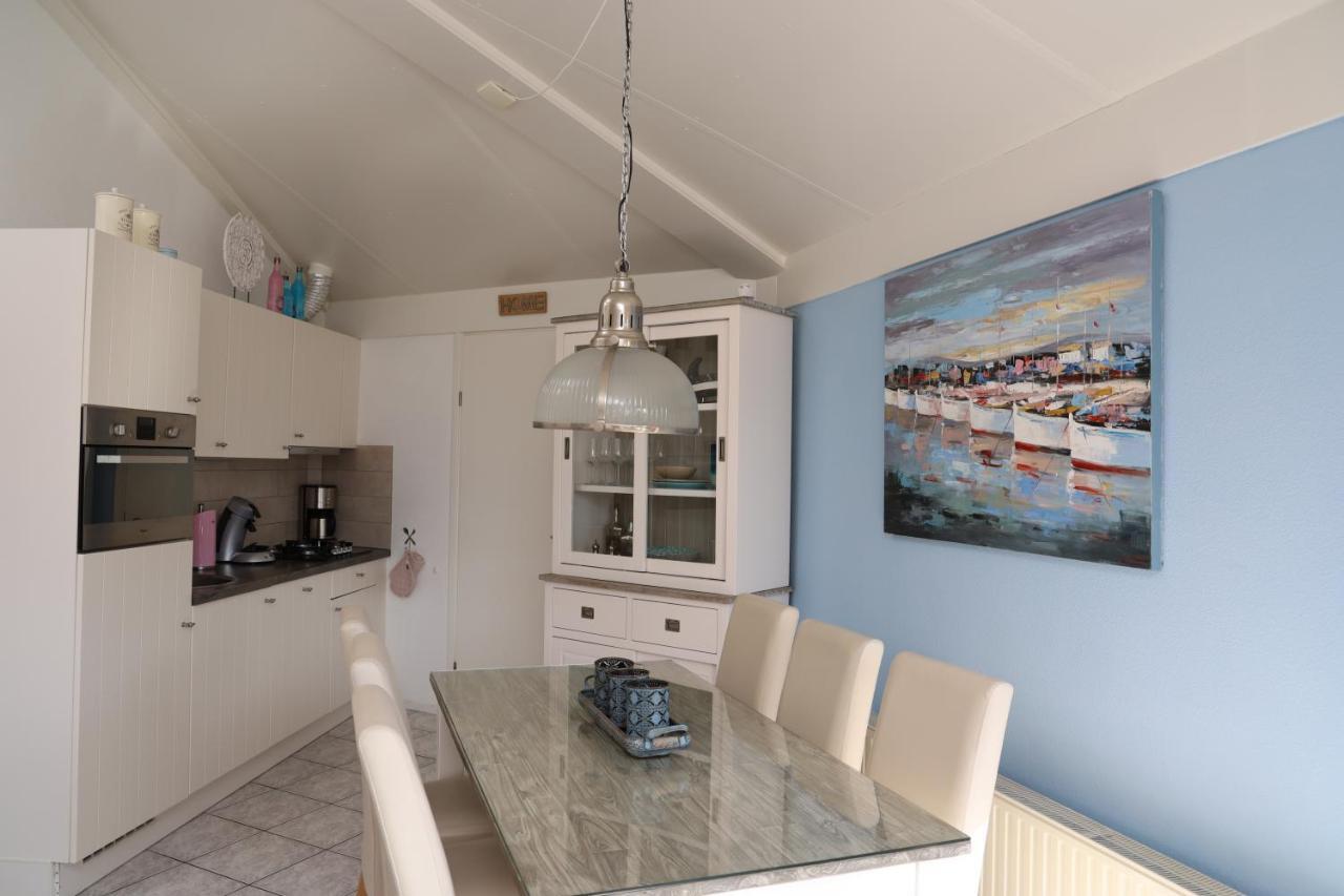 Ferienhaus Am Meer Mit Kamin & Sauna - Seestern 251 Julianadorp Bagian luar foto